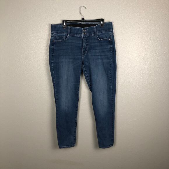 Boutique Plus Size 16W Denim Mid Wash Skinny Jeans Button Zipper Closure Pockets - Picture 1 of 7